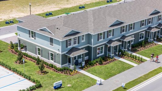 Avian Pointe Townhomes by D.R. Horton in Apopka - photo 0