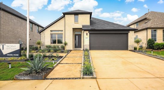 Creekside by Trophy Signature Homes in Royse City - photo 0 0