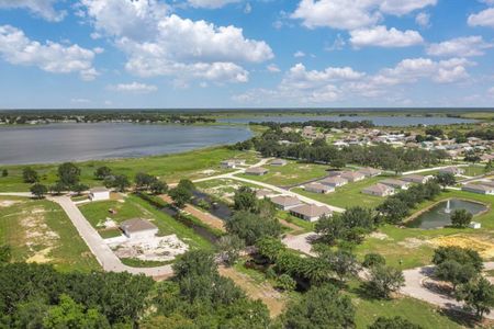 Grand Oaks by Century Complete in Avon Park - image