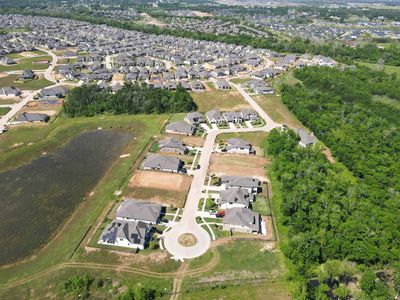 Fulbrook on Fulshear Creek: 60ft. lots by Highland Homes in Fulshear - image 9