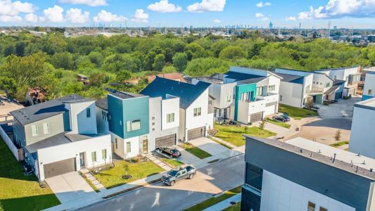 Avondale by InTown Homes in Houston - image 12