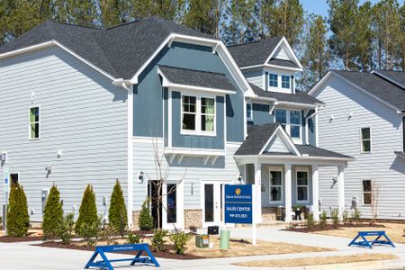 Paddington Station at Knightdale Station by Dream Finders Homes in Knightdale - photo 25 25