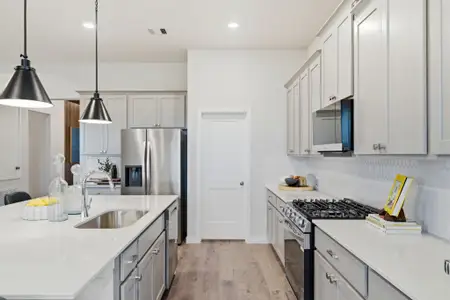 Signature Collection at Sunterra Lakes 9