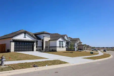 Levy Crossing by Saratoga Homes in Killeen - image