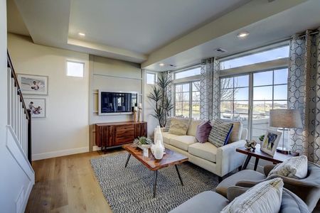 Reunion by Oakwood Homes Co in Commerce City - photo 15 15