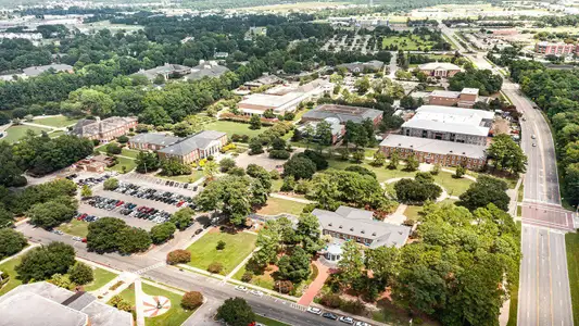 Elmhurst Place by D.R. Horton in Conway - image