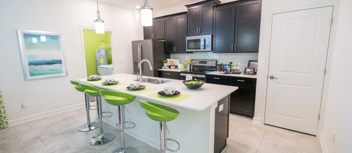 Storey Grove: Townhome Collection by Lennar in Winter Garden - photo 7 7