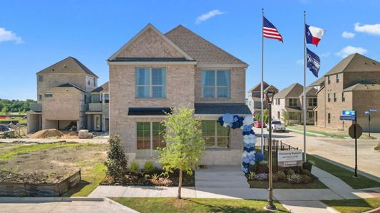 Mustang Square by D.R. Horton in Plano - photo 0