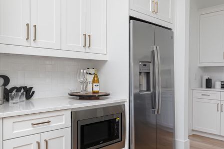 The Carlyle by Bercher Homes in Marietta - image 7