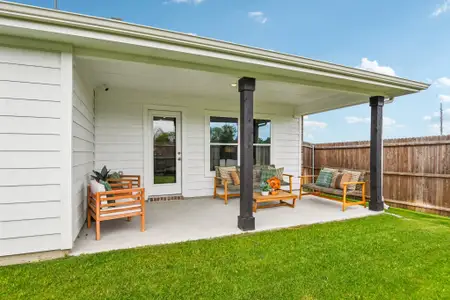 Ambergrove by Century Communities in Royse City - image 3