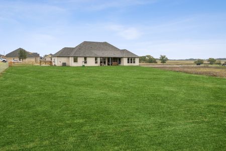 Lakeway Estates by Centre Living Homes in Waxahachie - image 18