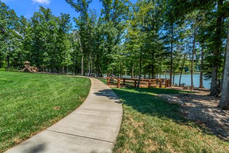 Waterfront at The Vineyards on Lake Wylie by Keystone Custom Homes in Charlotte - photo 21 21