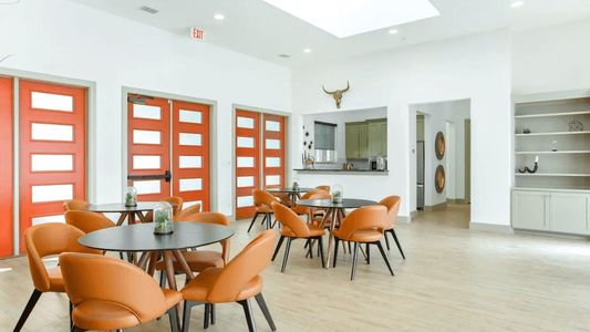 Woodbridge Villas by Grenadier Homes in Wylie - image 9