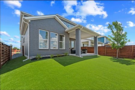 Royal Court by Monarch Homes in Frisco - image 11