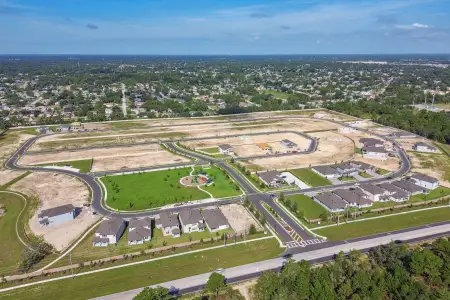 Anderson Snow Estates by M/I Homes in Spring Hill - photo 52 52