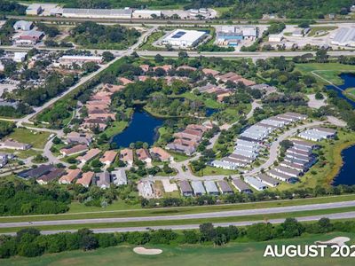 The Falls at Grand Harbor by GHO Homes in Vero Beach - image