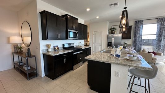 Rancho Del Rey by Meritage Homes in Surprise - photo 6 6