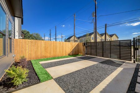 Eleven at Eastwood by Enterra Homes in Houston - photo 6 6