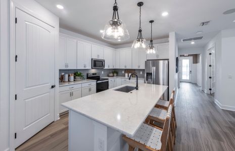 Lakespur Wellen Park by Pulte Homes in Venice - image 5