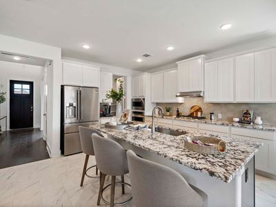 Sierra Vista by Davidson Homes LLC in Rosharon - image 9