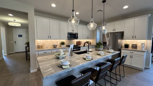 Vidrio at Estrella by Landsea Homes in Goodyear - photo 16 16