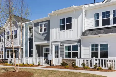 Trellis at The Commons by Tri Pointe Homes in Charlotte - photo 3 3