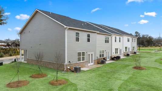 Independence Villas and Townhomes by D.R. Horton in Loganville - photo 39 39