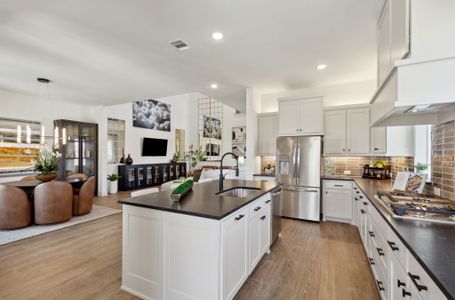 Hazelwood 40' Series by Normandy Homes in Frisco - image 8