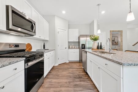 Shiloh Woods by Dream Finders Homes in Smithfield - image 5