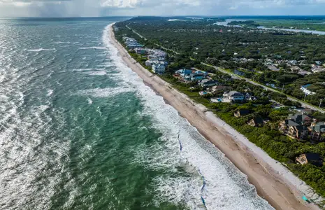 Harbor Isle by DiVosta in Vero Beach - photo 0