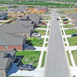 Mustang Valley by KB Home in Manor - image