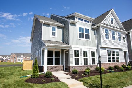 Townes at Central Square by HHHunt Homes LLC in Sanford - photo 1 1