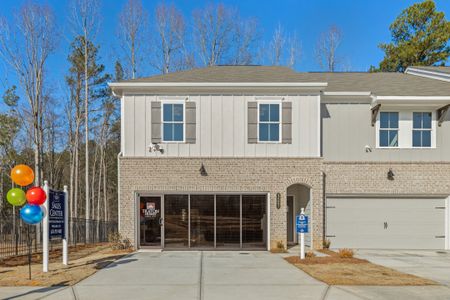 Wildwood Place by Traton Homes in Powder Springs - photo 4 4