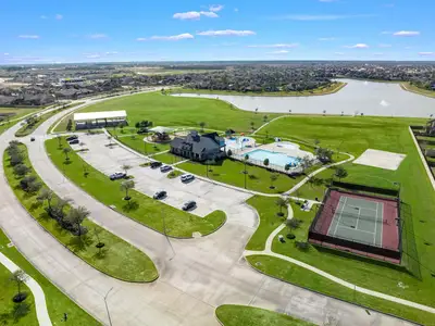 Sierra Vista by Davidson Homes LLC in Rosharon - image