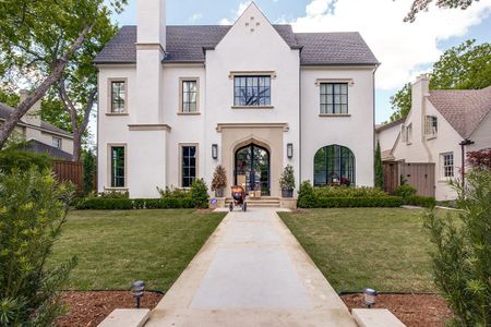 Highland Park by Robert Elliott Custom Homes in Dallas - photo 10 10