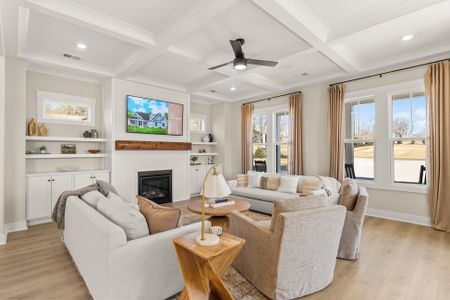 Double Springs by Hunter Quinn Homes in Taylors - image 10
