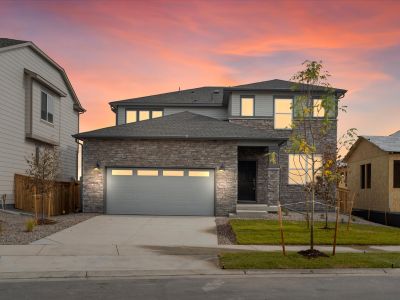 Ridgeline Vista: The Canyon Collection by Meritage Homes in Brighton - photo 4 4