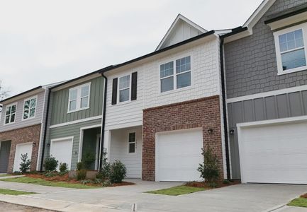 Kingston Cove by Starlight Homes in Auburn - image 4