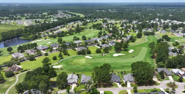 Rich Square by Mungo Homes in Ash - image