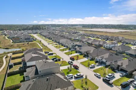 Pinewood at Grand Texas by M/I Homes in New Caney - image