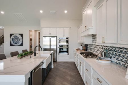 Lakes at Creekside 60′ by Tri Pointe Homes in Tomball - photo 17 17