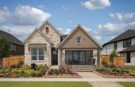 Garden at Avondale by Tri Pointe Homes in Katy - image