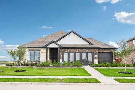 Overland Grove by Century Communities in Forney - image 3