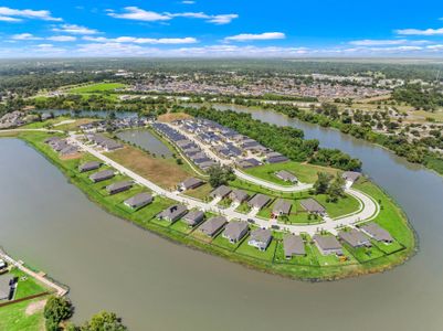 Woodshore 70' and 80' by Century Communities in Clute - image