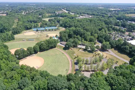 Spring Grove by M/I Homes in Huntersville - photo 2 2