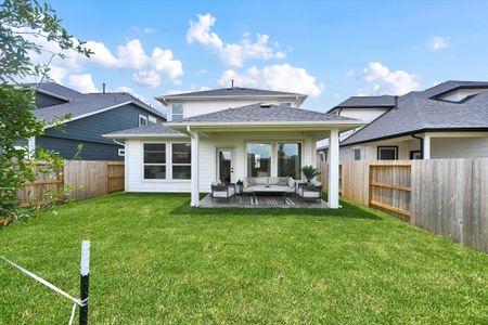 La Segarra 40' by Tricoast Homes in Brookshire - image 10