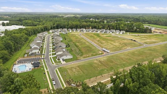 McFarland Estates by Dream Finders Homes in York - image 11