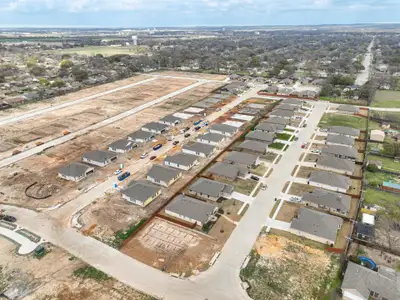 Trail Creek by Cheldan Homes in Cleburne - image