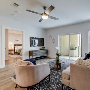 Eastgate Condos by Pearlstone Partners in Austin - photo 4 4