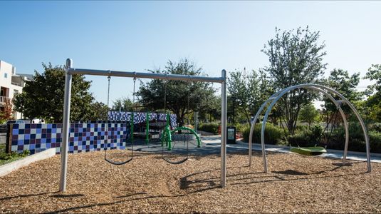 Mueller: 80'Row Homes by Lennar in Austin - photo 8 8